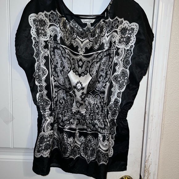 Speechless Satin bandana style peplum top - Picture 1 of 7